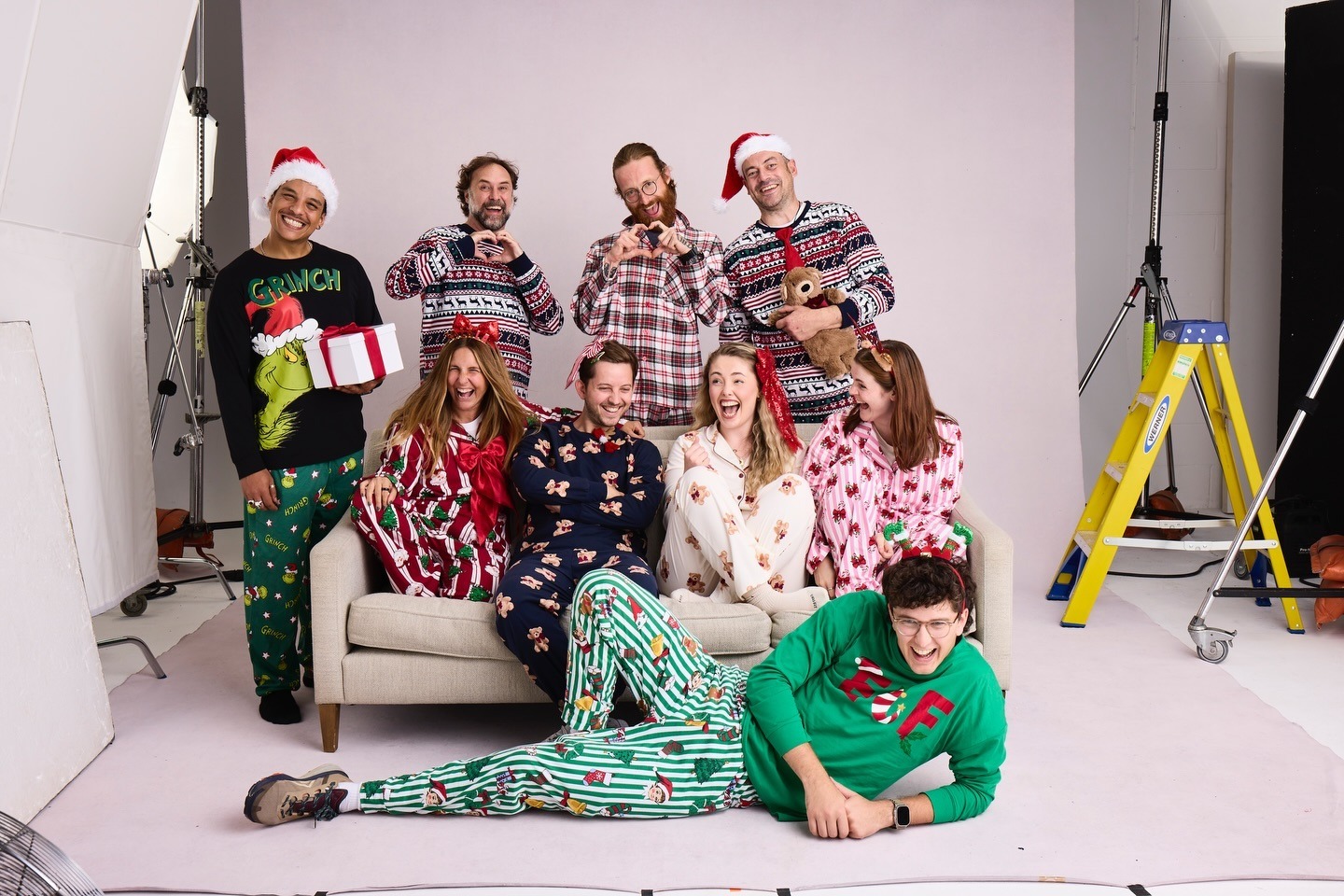 Peacocks Stores Ltd screenshot